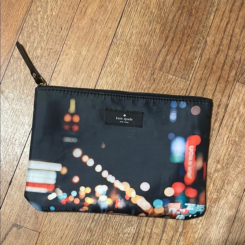 •KATE SPADE•NEW YORK CITY LIGHTS  COSMETICS PADDED POUCH CASE EUC
